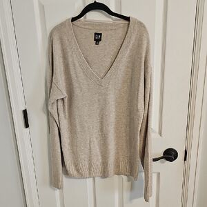 GAP Beige Knit Sweater